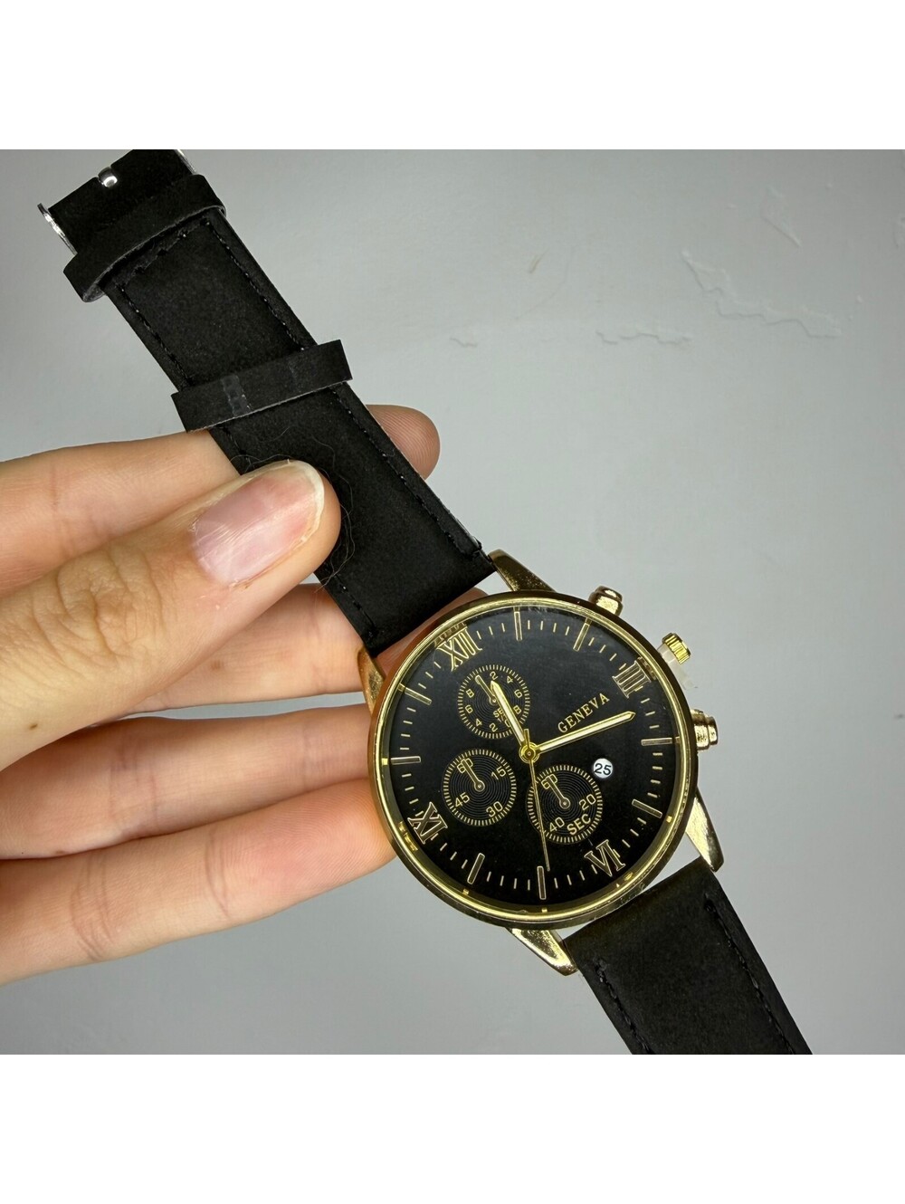 Circle Gold Watch Black Strap A-19